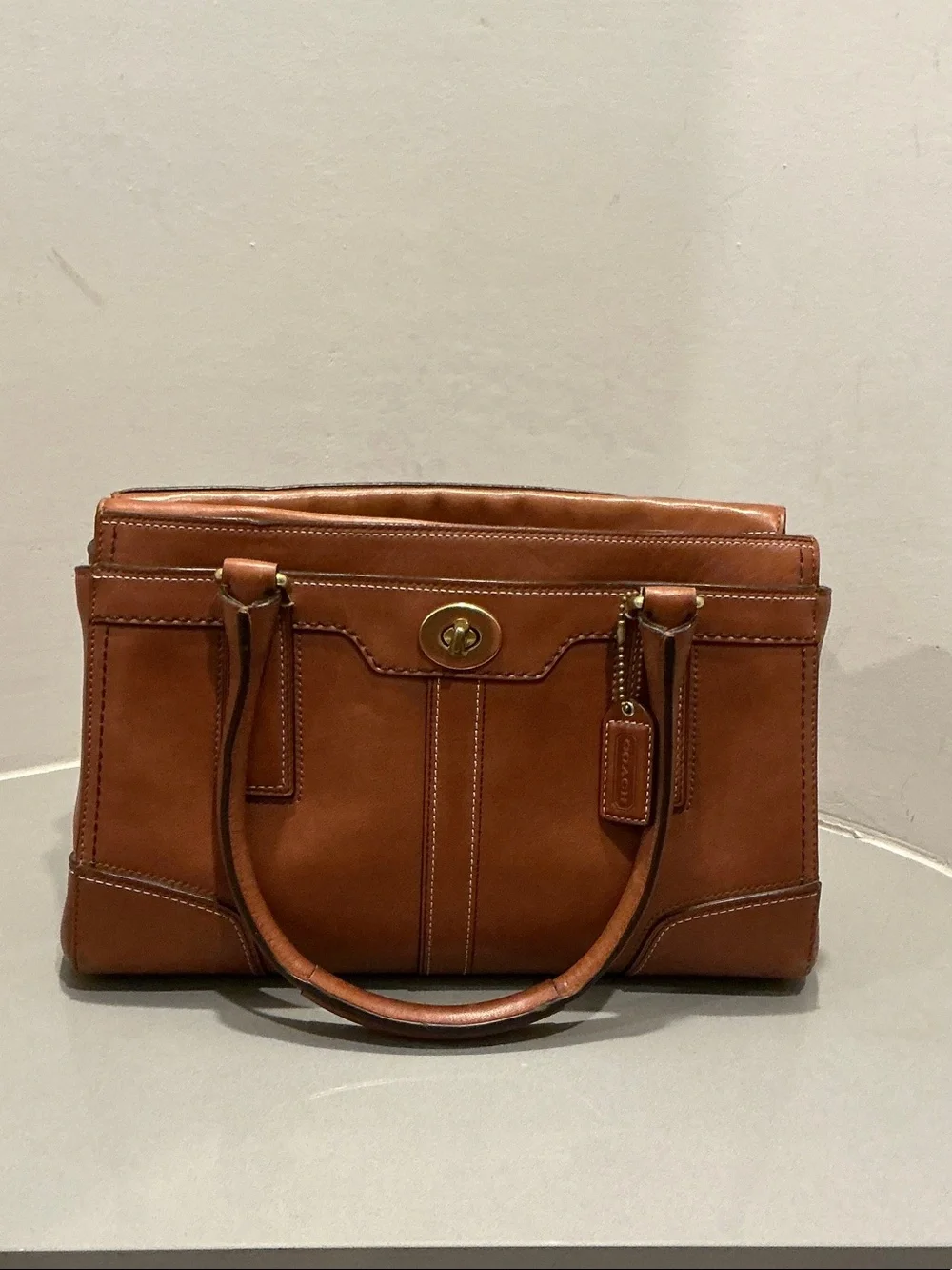Vintage Coach Hamptons 11047 Acorn Brown Leather Turnlock Carryall Satchel 2007